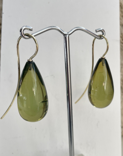 Grüne Bernstein Ohrhänger 27 x 15 mm glatt 585 GG